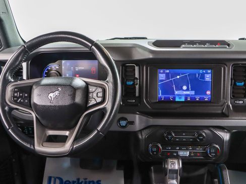 Used 2023 Ford Bronco Black Diamond AWD/4WD image 17