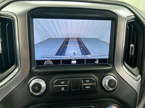 Used 2020 GMC Sierra 1500 SLE w/ SLE Value Package image 15