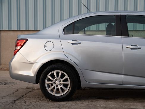 Used 2018 Chevrolet Sonic LT image 12