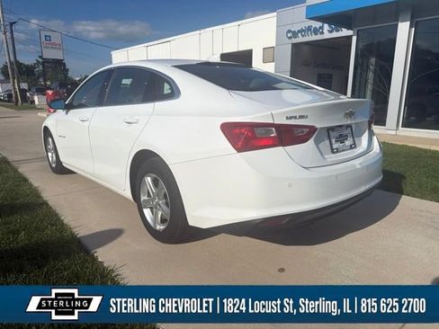 Used 2024 Chevrolet Malibu LT FWD image 3