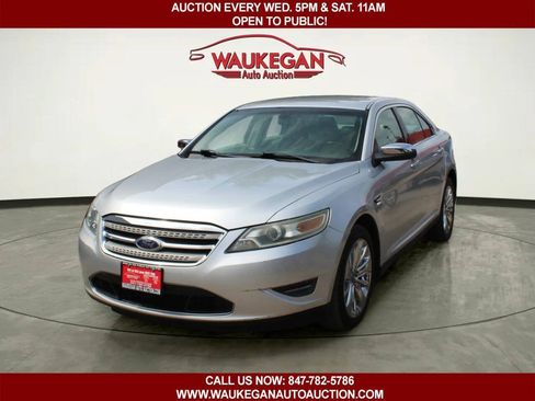 Used 2011 Ford Taurus Limited FWD image 1