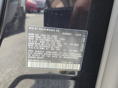 New 2025 Volkswagen ID. Buzz Pro S Plus image 14