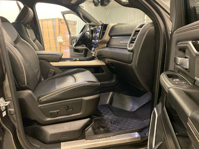 Used 2019 RAM 2500 Laramie w/ Night Edition AWD/4WD image 39