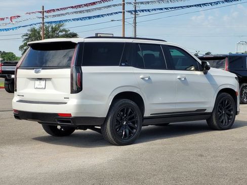 Used 2022 Cadillac Escalade Sport Platinum w/ LPO, ONYX Package RWD image 5