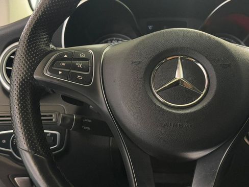 Used 2019 Mercedes-Benz GLC 300 4MATIC image 27