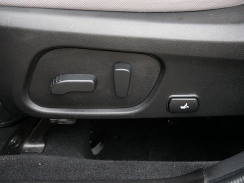 Used 2018 Subaru Forester 2.5i Premium AWD/4WD image 19