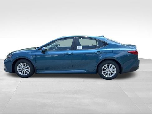 New 2026 Toyota Camry LE FWD image 2