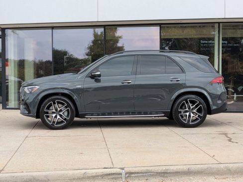 Used 2025 Mercedes-Benz GLE 53 AMG 4MATIC image 2