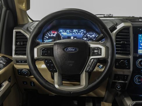 Used 2020 Ford F250 Lariat w/ Tremor Off-Road Package AWD/4WD image 15