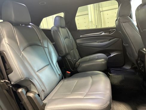 Used 2023 Buick Enclave Premium AWD/4WD image 34
