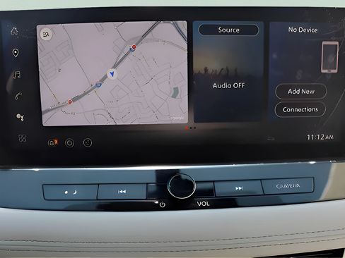 Used 2024 Nissan Rogue SL FWD image 16