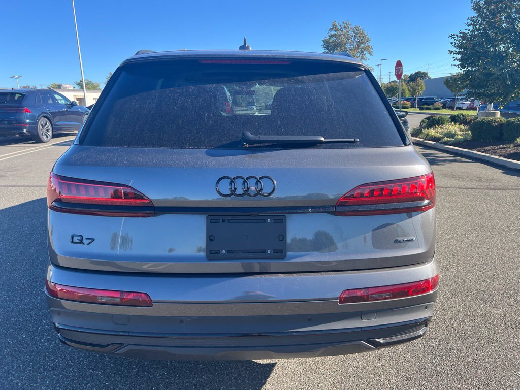 Used 2023 Audi Q7 3.0T Premium Plus AWD/4WD image 3