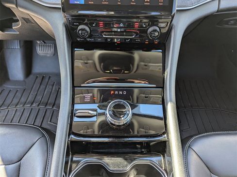 Used 2021 Jeep Grand Cherokee L Limited image 27