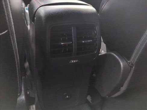 Used 2025 Ford Escape ST-Line image 16