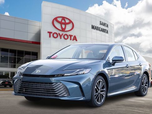 New 2026 Toyota Camry XLE FWD image 1