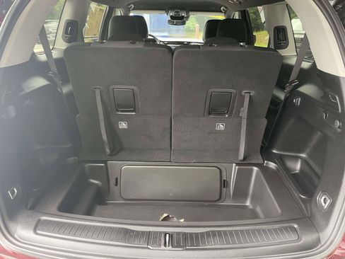 Used 2023 Jeep Grand Cherokee L Laredo AWD/4WD image 10