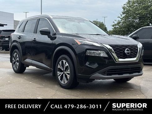 Used 2023 Nissan Rogue SV w/ SV Premium Package AWD/4WD image 1