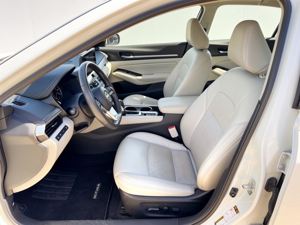 Used 2023 Nissan Altima 2.5 SL AWD/4WD image 5