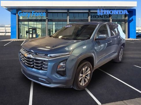 Used 2026 Chevrolet Equinox LT AWD/4WD image 4