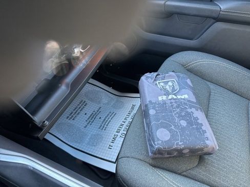 Used 2021 RAM 1500 Big Horn image 30