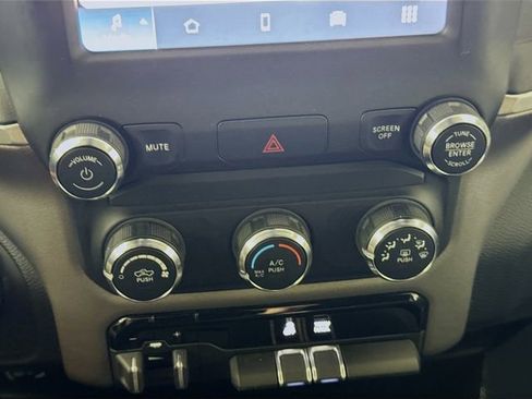 Used 2024 RAM 2500 Big Horn w/ Bed Utility Group image 15