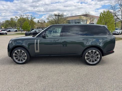 New 2026 Land Rover Range Rover Long Wheelbase SE AWD/4WD image 2
