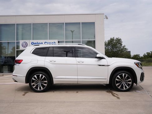 Certified 2023 Volkswagen Atlas SEL Premium AWD/4WD image 5