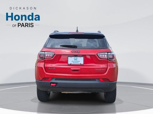 Used 2025 Jeep Compass Trailhawk AWD/4WD image 6