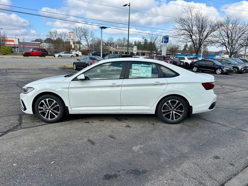 New 2026 Volkswagen Jetta Sport FWD image 4