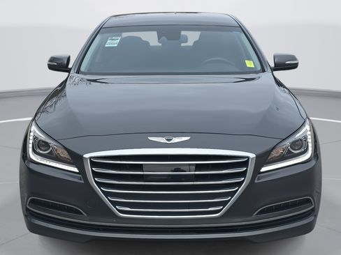 Used 2017 Genesis G80 3.8 image 2