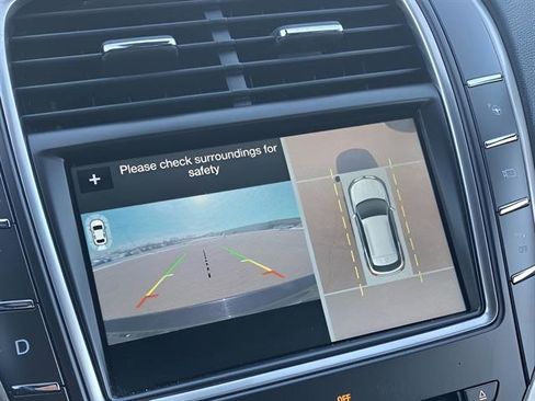 Used 2016 Lincoln MKX Reserve w/ Luxury Package image 17