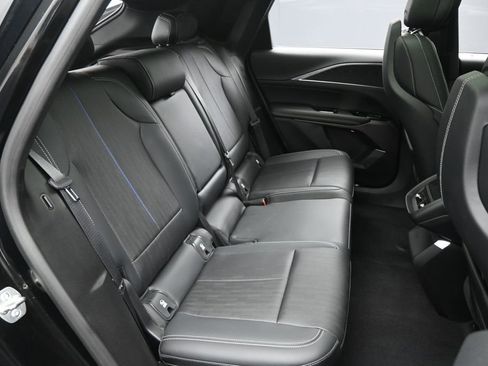 Used 2024 Cadillac Lyriq Sport RWD image 32