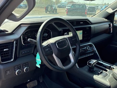 Used 2023 GMC Sierra 1500 Denali w/ Denali Reserve Package AWD/4WD image 13