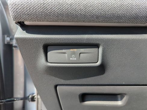 New 2026 Volkswagen Tiguan S image 34