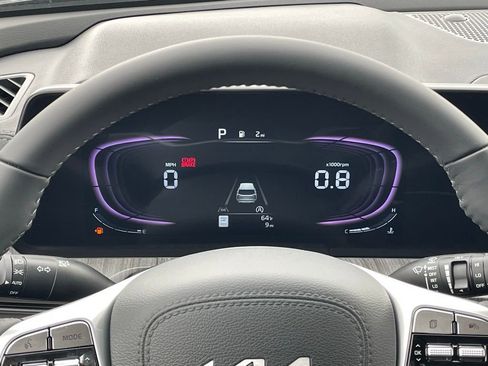 New 2025 Kia Telluride EX w/ EX Captain's Chair Package image 15