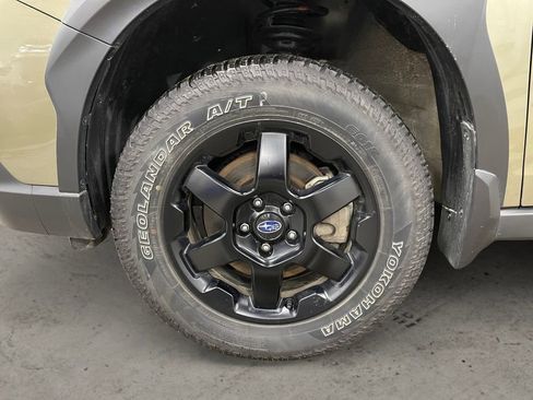 Used 2022 Subaru Outback Wilderness w/ Wilderness Package image 14