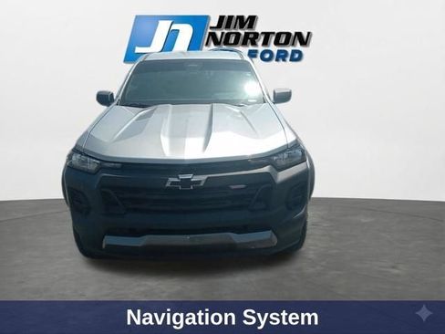 Used 2024 Chevrolet Colorado Trail Boss w/ Advanced Trailering Package AWD/4WD image 3