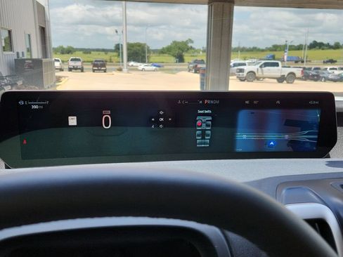 New 2026 Ford Expedition Active RWD image 15