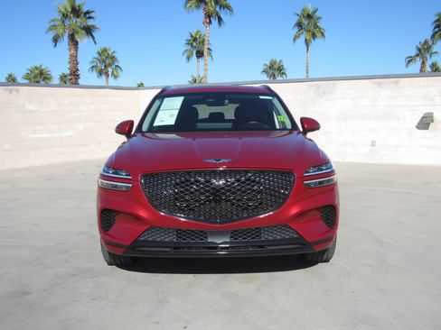 Used 2024 Genesis GV70 2.5T w/ Advanced Package image 3