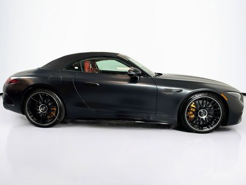 New 2026 Mercedes-Benz SL 63 AMG S e Performance 4MATIC image 4