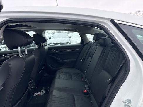 Used 2021 Honda Accord Touring image 19