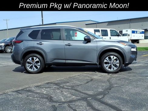 Used 2023 Nissan Rogue SV w/ SV Premium B Package AWD/4WD image 3