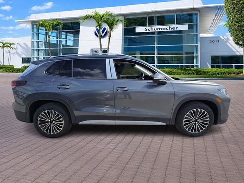 New 2026 Volkswagen Tiguan S FWD image 8