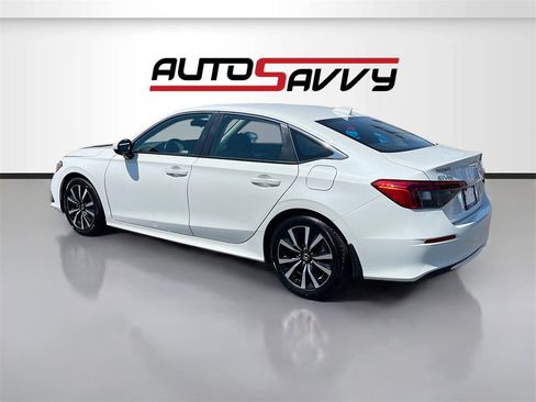 Used 2024 Honda Civic EX image 5