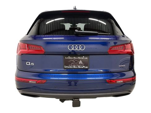 Used 2020 Audi Q5 2.0T Premium w/ Titanium Sport Package AWD/4WD image 5