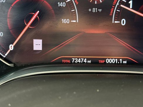 Used 2019 BMW 740i image 36