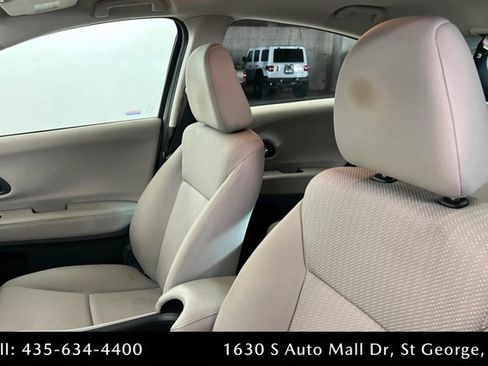 Used 2016 Honda HR-V LX image 16