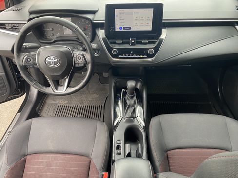 Used 2023 Toyota Corolla SE w/ SE Premium Package FWD image 18