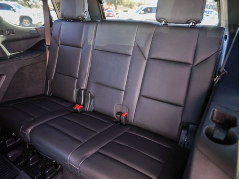 Certified 2024 Cadillac Escalade Luxury image 27