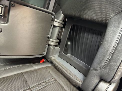 Used 2023 Chevrolet Silverado 1500 High Country w/ High Country Premium Package image 13